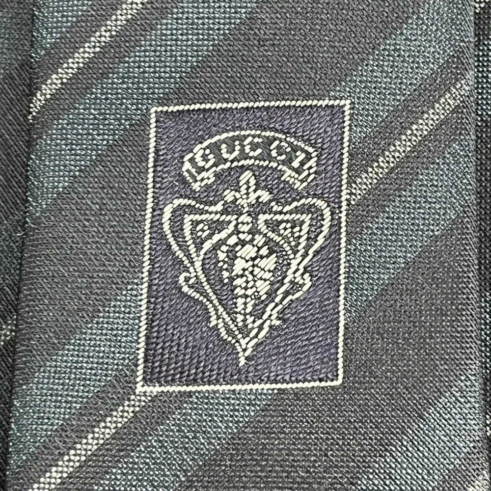 Gucci men silk